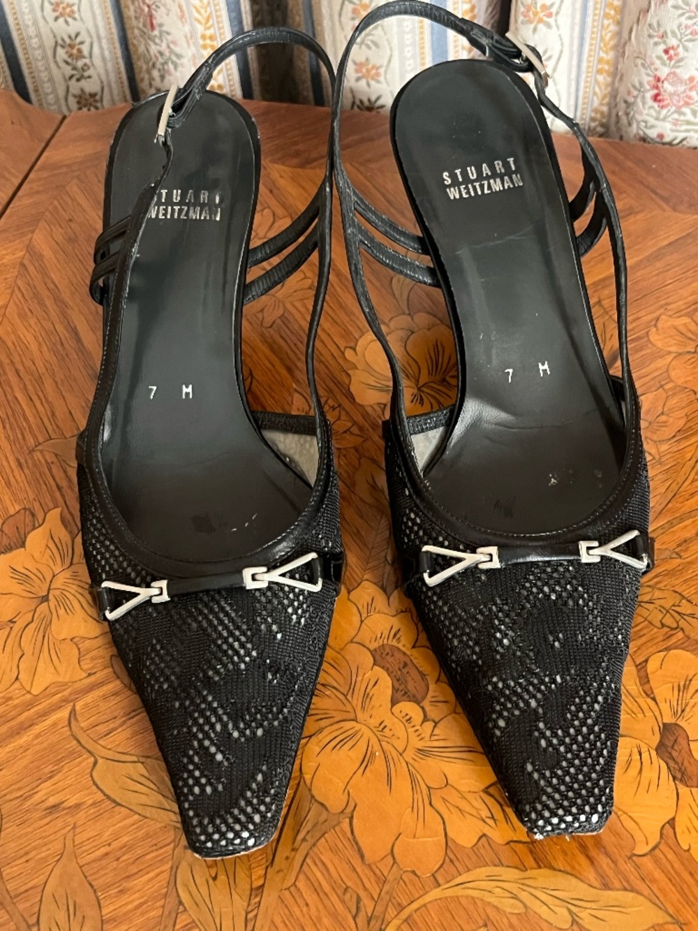 Stuart Weitzman Hampton black mesh slingback pumps size 7M